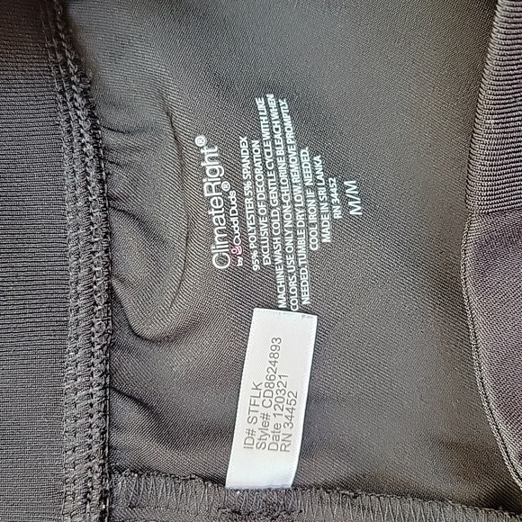 EUC- ClimateRight by Cuddl Duds Scrub Joggers with Anti-Bacterial Techno… - Picture 7 of 7